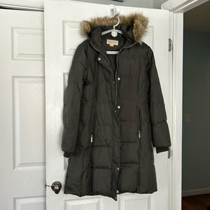 MICHAEL Michael Kors Olive Green Quilted Ski & Snow Coat with Faux Fur Hood
